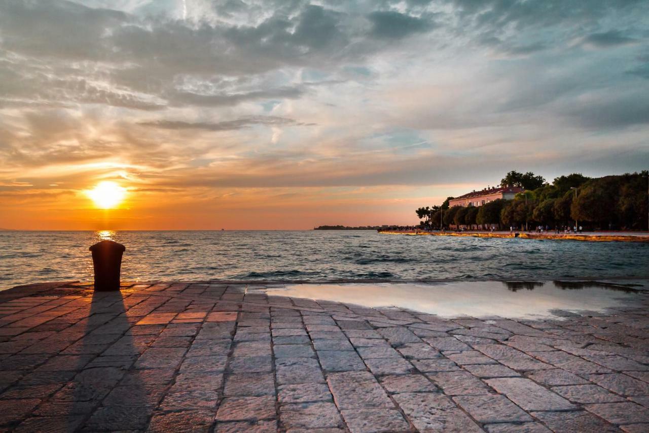 Apartment Montesa Zadar With Free Parking And Balcony Exterior photo