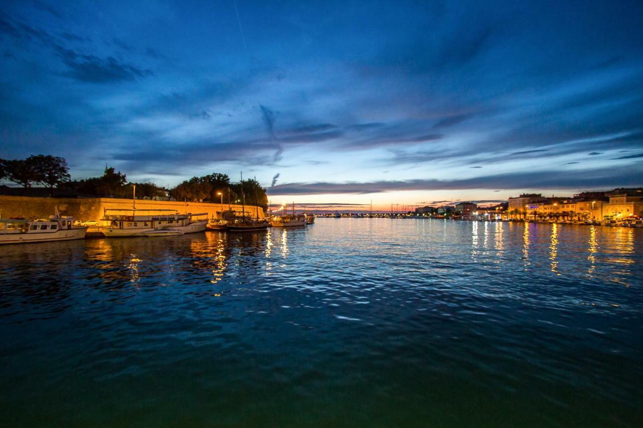 Apartment Montesa Zadar With Free Parking And Balcony Exterior photo